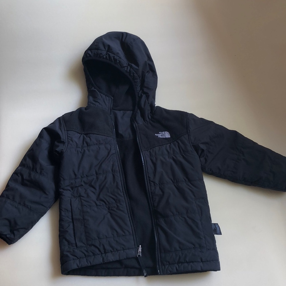 Boy’s North Face jacket size 6